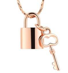 [ashes necklace]
